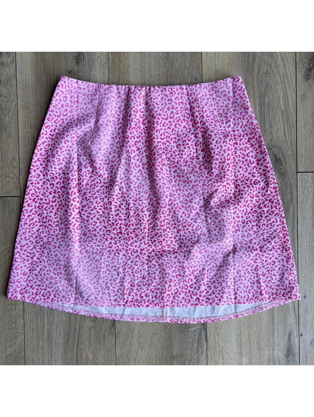 Princess Polly pink leopard print satin mini skirt size 2